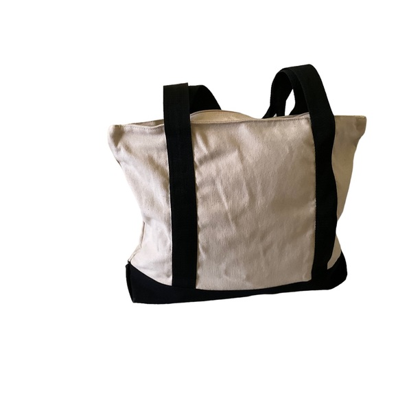 Tote Bag With Embroidered Turtle Double Zipper Close Outside Pocket - Picture 8 of 13